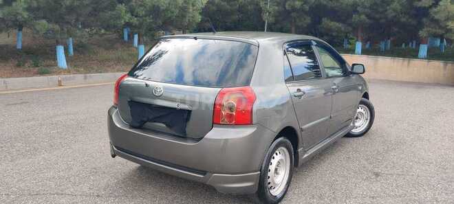 Toyota Corolla 2005, 253,000 km - 1.4 l - Qusar