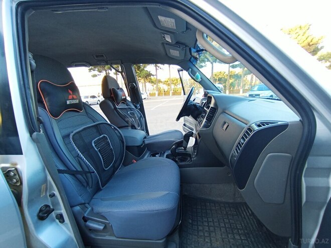 Mitsubishi Pajero 2006, 297,000 km - 3.0 l - Sumqayıt
