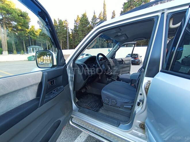 Mitsubishi Pajero 2006, 297,000 km - 3.0 l - Sumqayıt