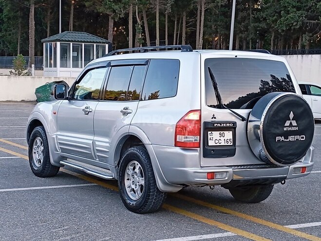 Mitsubishi Pajero 2006, 297,000 km - 3.0 l - Sumqayıt