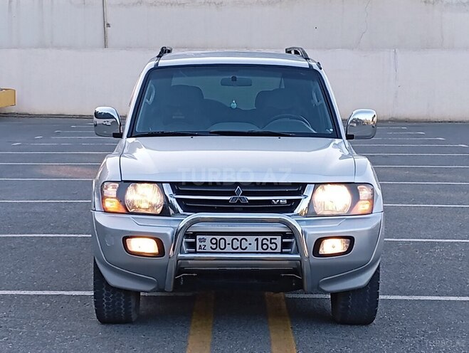 Mitsubishi Pajero 2006, 297,000 km - 3.0 l - Sumqayıt