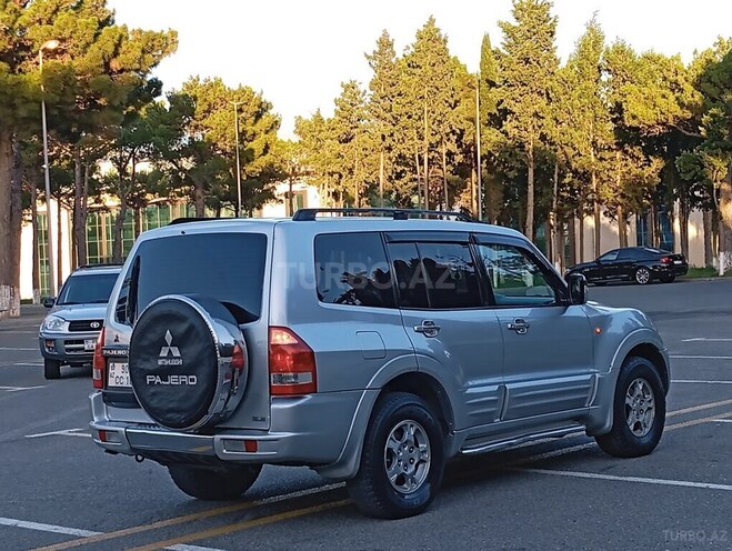 Mitsubishi Pajero 2006, 297,000 km - 3.0 l - Sumqayıt