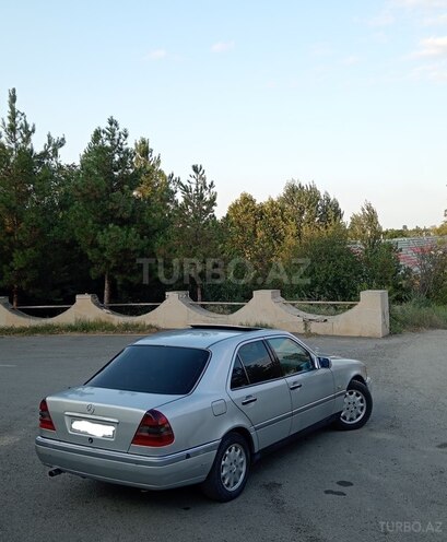 Mercedes C 220 d 1997, 243,685 km - 2.2 l - Bərdə