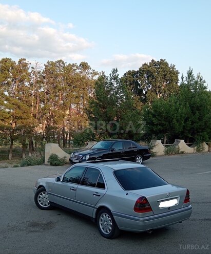 Mercedes C 220 d 1997, 243,685 km - 2.2 l - Bərdə