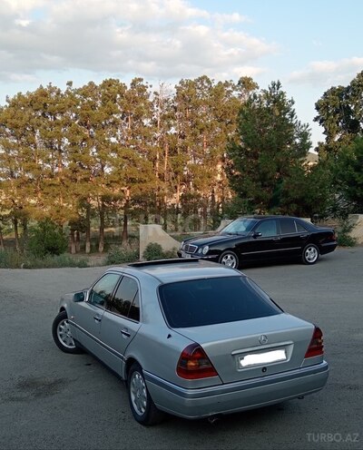 Mercedes C 220 d 1997, 243,685 km - 2.2 l - Bərdə