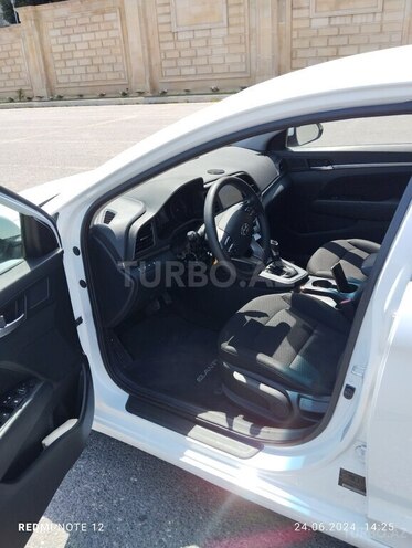 Hyundai Elantra 2019, 65,983 km - 2.0 л - Bakı
