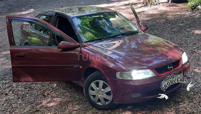 Opel Vectra 1999, 310,200 km - 2.5 l - Quba