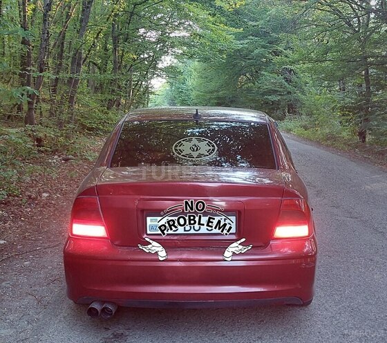Opel Vectra 1999, 310,200 km - 2.5 l - Quba