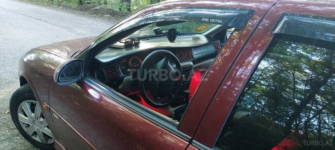 Opel Vectra 1999, 310,200 km - 2.5 l - Quba