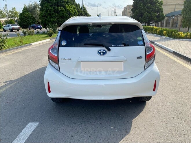 Toyota Aqua 2018, 151,123 km - 1.5 l - Sumqayıt