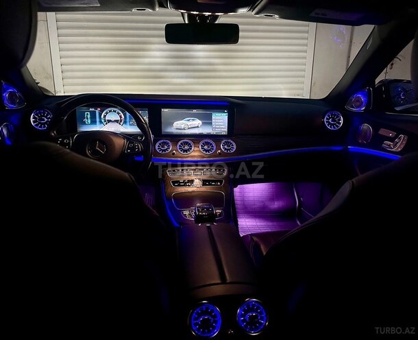 Mercedes E 300 2018, 128,000 km - 2.0 l - Bakı