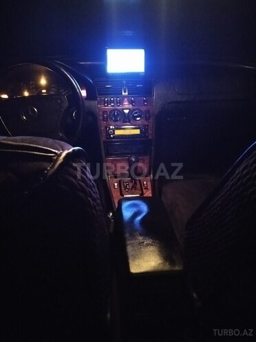 Mercedes C 180 1999, 297,375 km - 1.8 l - Biləsuvar