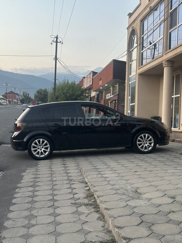 Opel Antara 2004, 220,000 km - 1.4 l - Şəki