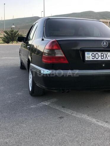 Mercedes C 220 1993, 300,409 km - 2.2 l - Bakı