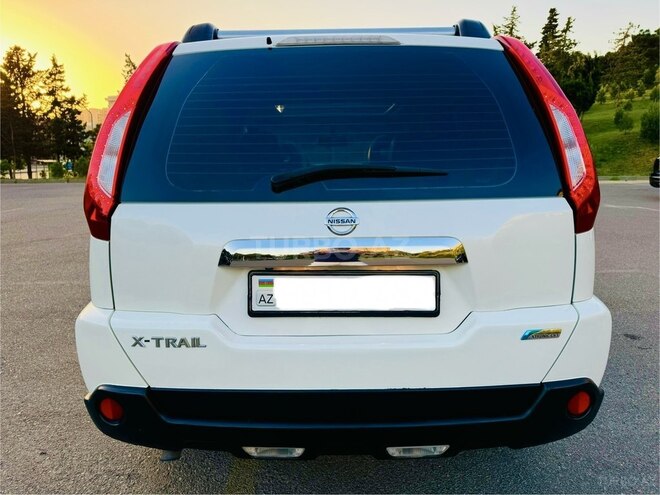 Nissan X-Trail 2014, 121,000 km - 2.5 l - Bakı