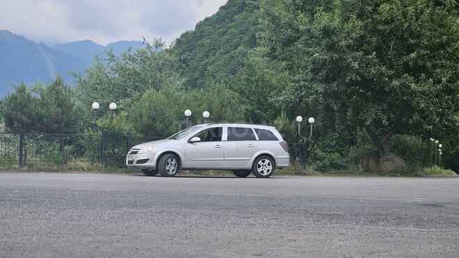 Opel Astra 2008, 236,000 km - 1.3 l - Qəbələ