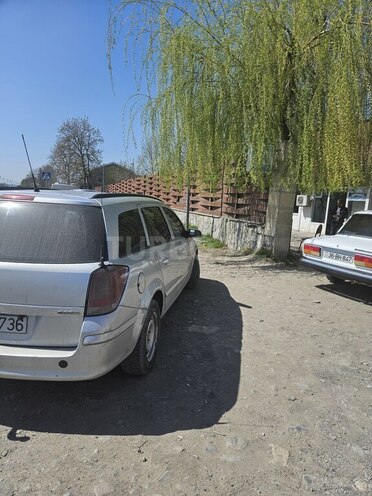 Opel Astra 2008, 236,000 km - 1.3 l - Qəbələ