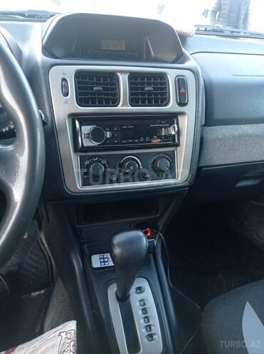 Mitsubishi Pajero io 2001, 134,000 km - 2.0 l - Yardımlı