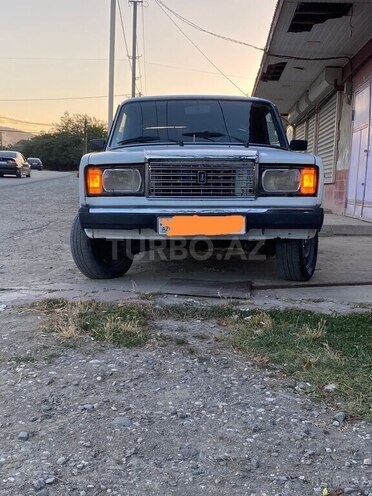 LADA (VAZ) 2107 2007, 225,000 km - 1.6 l - Quba