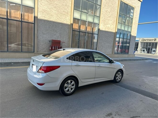 Hyundai Accent 2017, 81,500 km - 1.6 l - Bakı