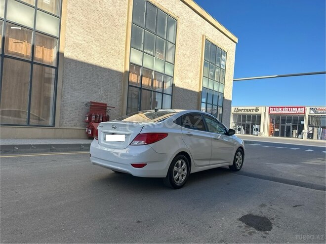Hyundai Accent 2017, 81,500 km - 1.6 l - Bakı