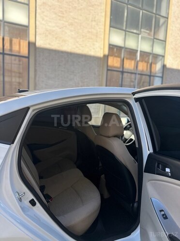 Hyundai Accent 2017, 81,500 km - 1.6 l - Bakı