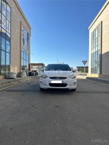 Hyundai Accent 2017, 81,500 km - 1.6 l - Bakı