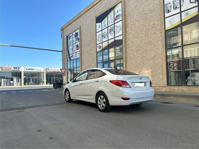 Hyundai Accent 2017, 81,500 km - 1.6 l - Bakı