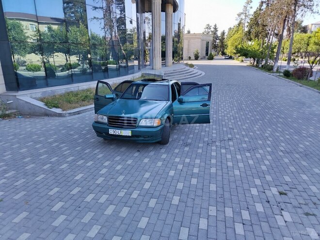 Mercedes  1998, 234,576 km - 2.2 l - İmişli