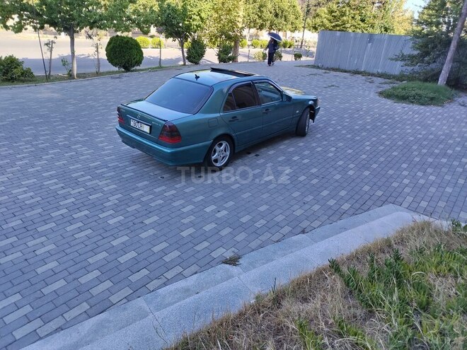 Mercedes  1998, 234,576 km - 2.2 l - İmişli