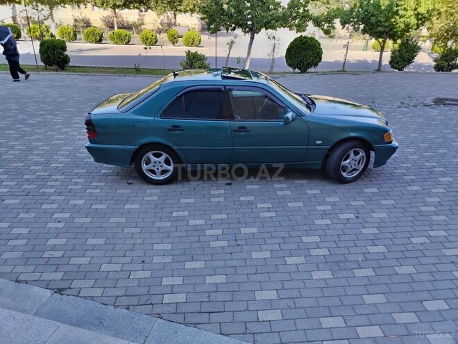 Mercedes  1998, 234,576 km - 2.2 l - İmişli