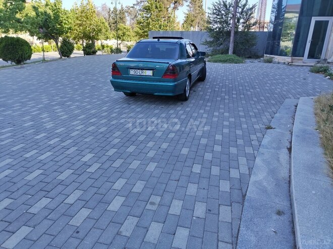 Mercedes  1998, 234,576 km - 2.2 l - İmişli