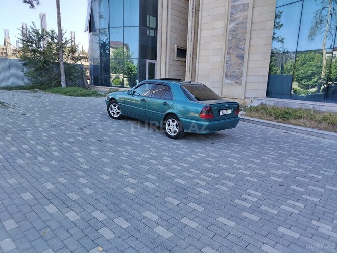 Mercedes  1998, 234,576 km - 2.2 l - İmişli