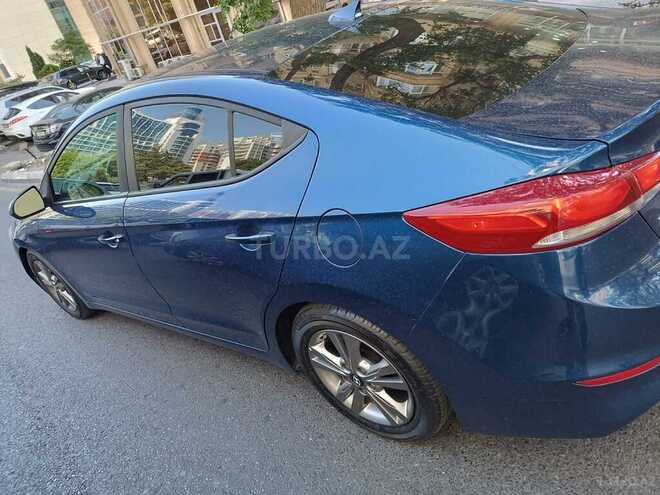 Hyundai Elantra 2016, 220,480 km - 2.0 l - Bakı