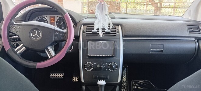 Mercedes B 170 2008, 115,257 km - 1.7 л - Neftçala
