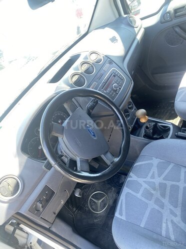 Ford Tourneo Connect 2009, 300,000 km - 1.8 l - Bakı