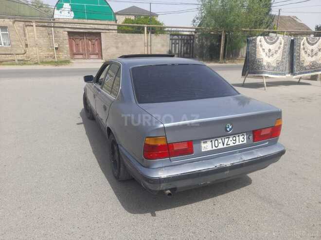 BMW 520 1989, 255,000 km - 2.0 l - Bakı