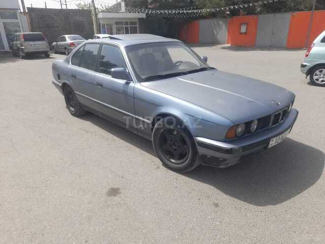 BMW 520 1989, 255,000 km - 2.0 l - Bakı