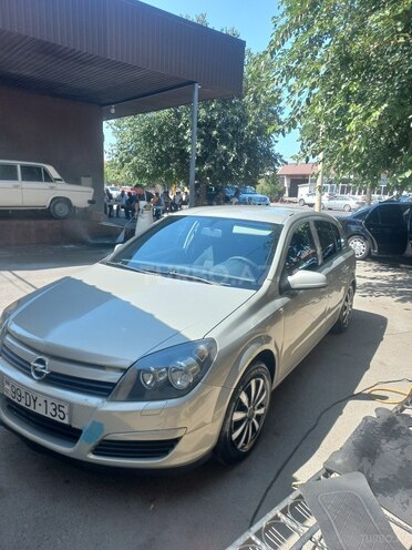 Opel Astra 2005, 415,000 km - 1.4 л - Göyçay
