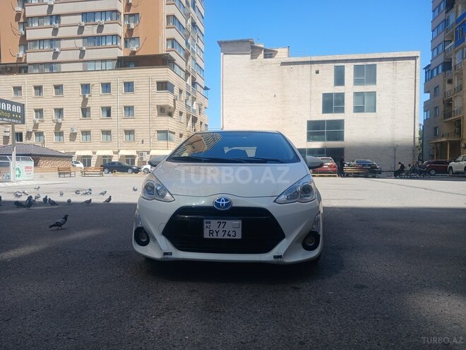 Toyota Aqua 2015, 30,000 km - 1.5 l - Bakı
