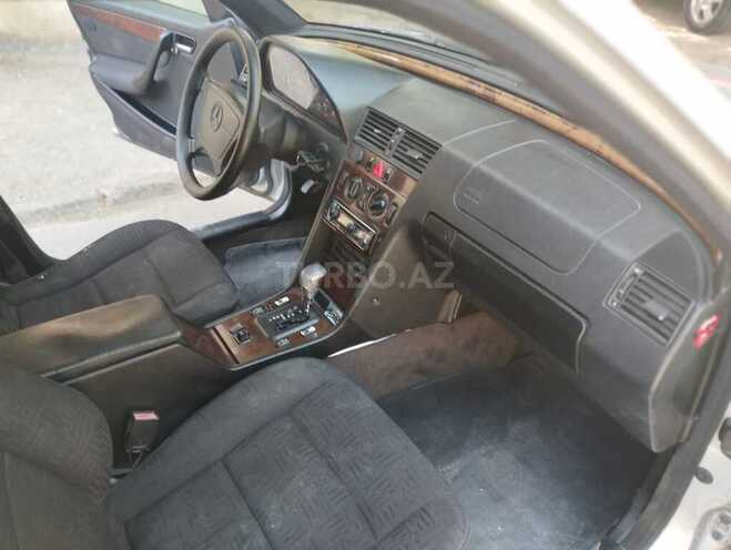 Mercedes C 220 1997, 318,000 km - 2.2 л - Bakı