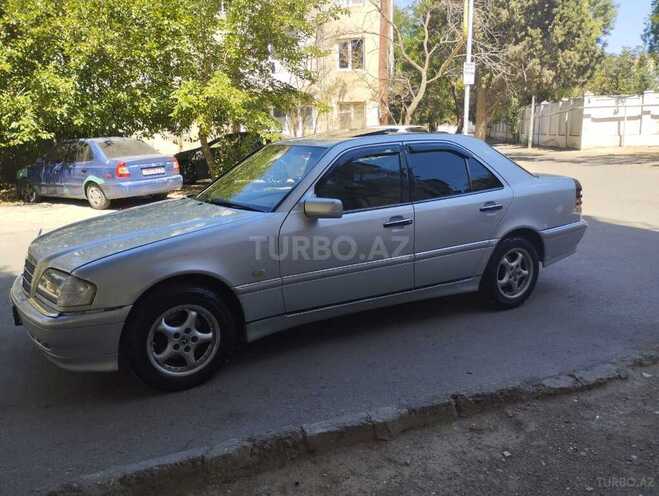 Mercedes C 220 1997, 318,000 km - 2.2 л - Bakı