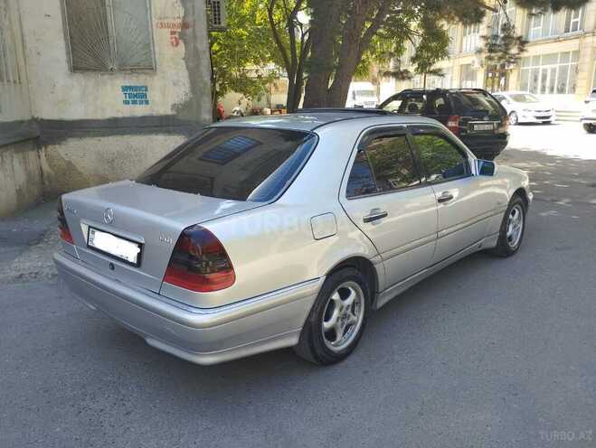 Mercedes C 220 1997, 318,000 km - 2.2 л - Bakı