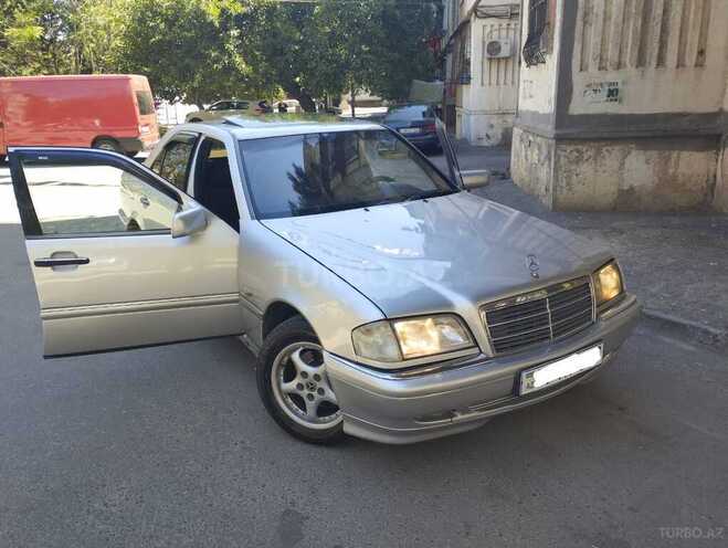 Mercedes C 220 1997, 318,000 km - 2.2 л - Bakı