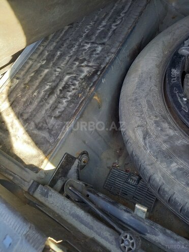 Mercedes 220 E 2000, 38,867 km - 2.2 l - Bakı