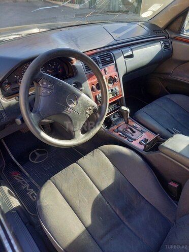 Mercedes 220 E 2000, 38,867 km - 2.2 l - Bakı