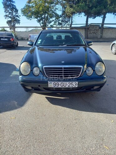 Mercedes 220 E 2000, 38,867 km - 2.2 l - Bakı