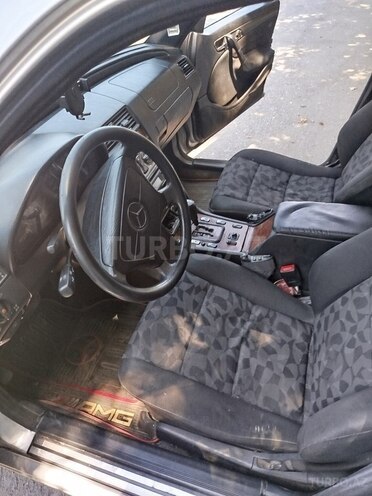 Mercedes C 220 d 1997, 165,834 km - 2.2 л - Bərdə