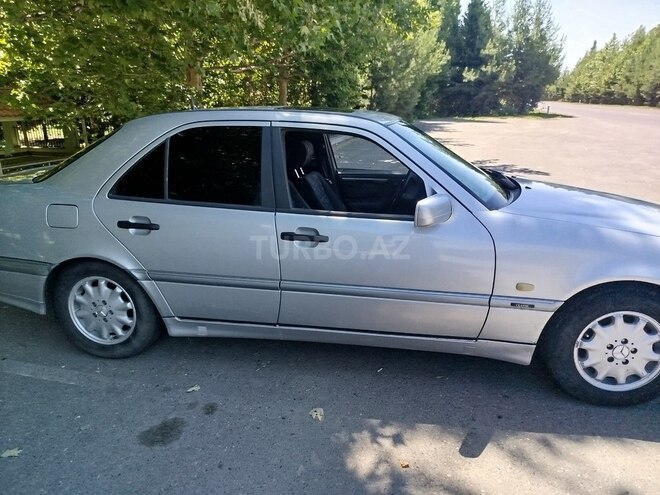 Mercedes C 220 d 1997, 165,834 km - 2.2 л - Bərdə