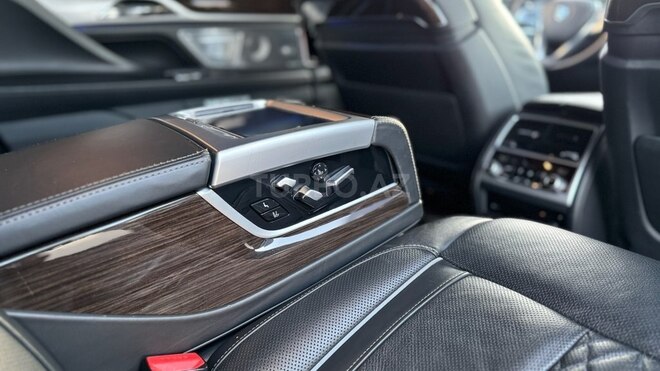 BMW 740 2018, 155,000 km - 3.0 l - Bakı